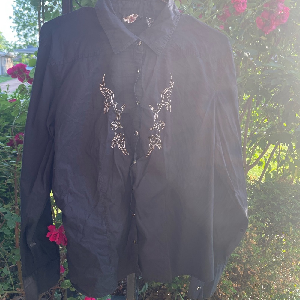 HD button up.